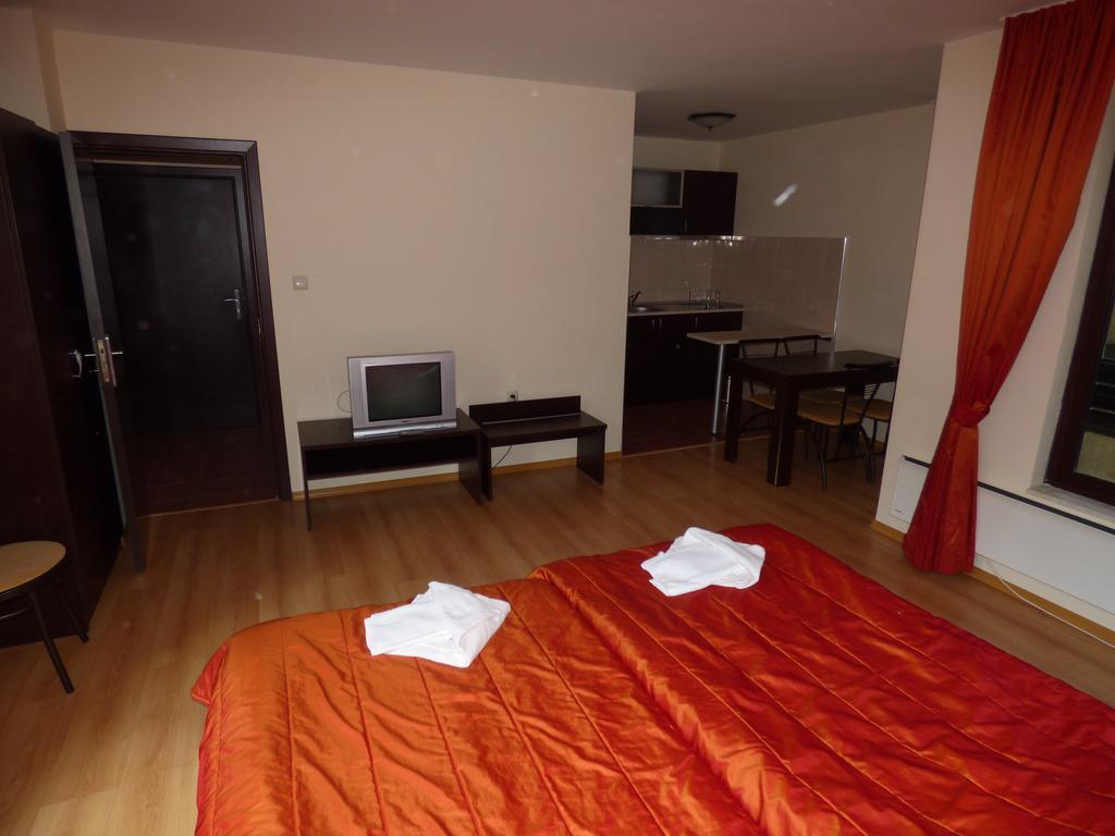 Nice Hotel Pamporovo Esterno foto